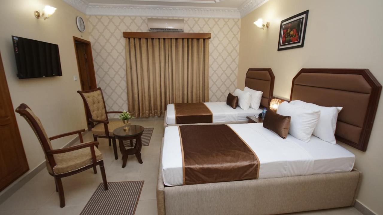 World Inn Hotel Karachi Exterior photo